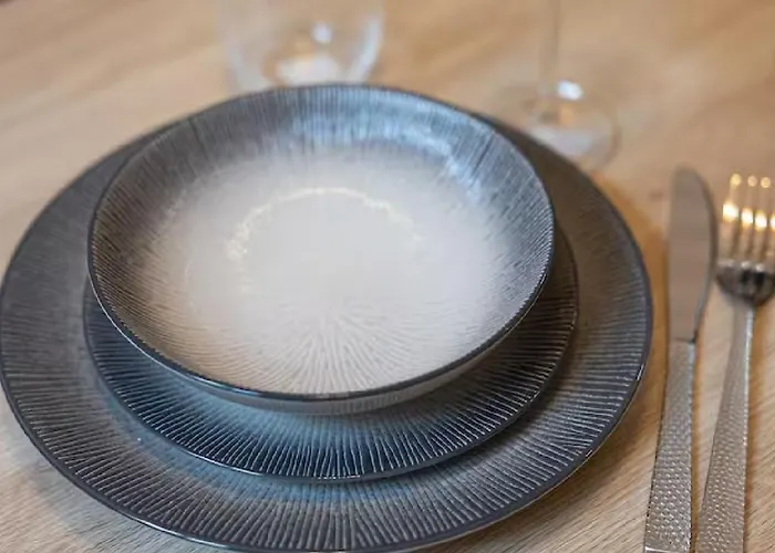 Deux Pieces Au Suquet Apartment *